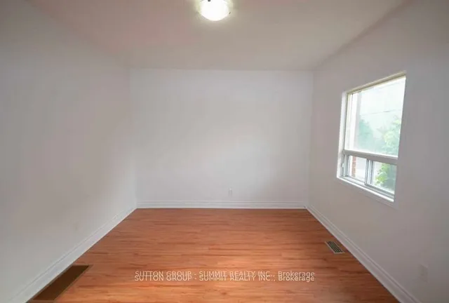 Additional image 8 of 279 Wentworth St