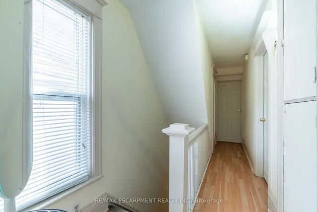 Additional image 12 of 354 CUMBERLAND Ave