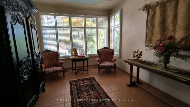 Additional image 38 of 4657 Dundas St