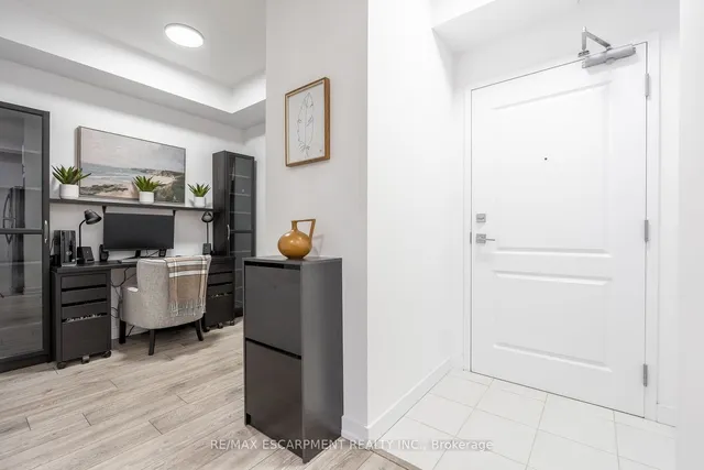 Additional image 10 of 125 SHOREVIEW Pl Unit 509