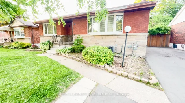 Additional image 33 of 7 Hardale Cres