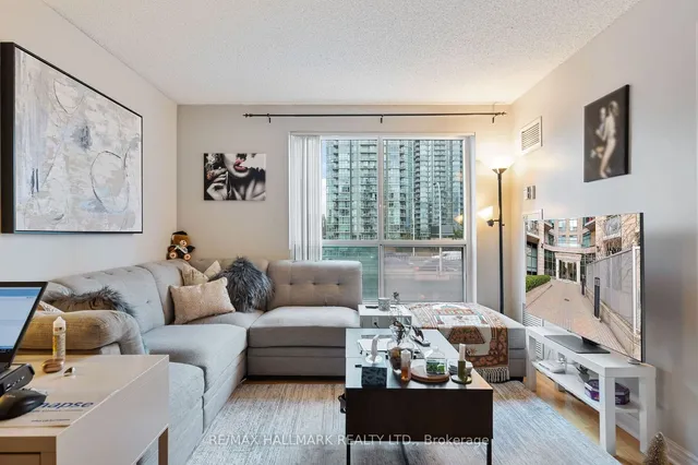 Additional image 11 of 410 Queens Quay Unit 505
