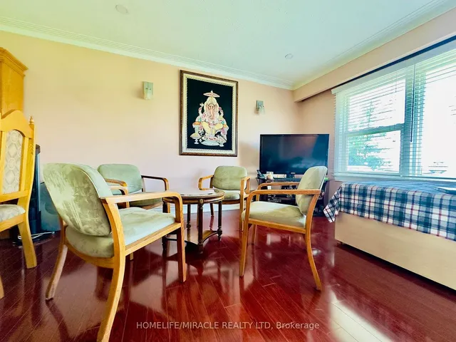 Additional image 11 of 9800 Britania Rd