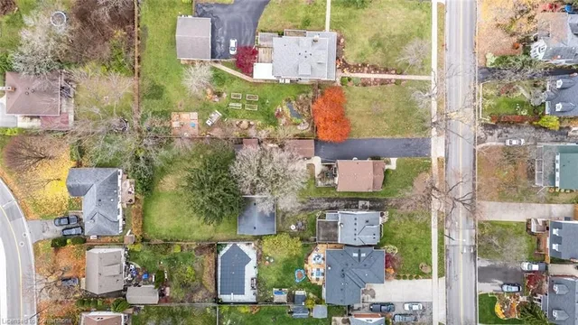 Additional image 2 of 60 Lake Avenue Dr