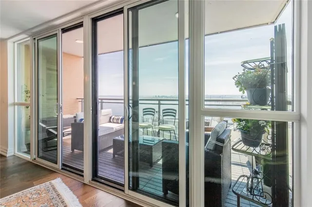 Additional image 18 of 2060 LAKESHORE Rd Unit 1401