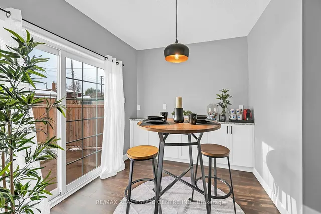 Additional image 16 of 14 Keith St