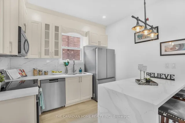 Additional image 6 of 582 Wentworth St