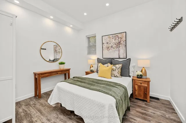 Additional image 31 of 127 Freelton Rd