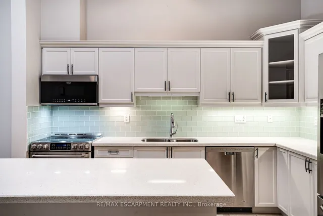 Additional image 19 of 19 Tallforest Tr