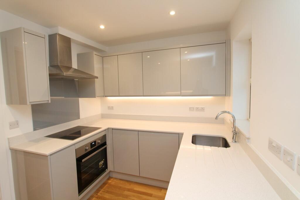 Additional image 3 of Lincoln Close, Welwyn Garden City, AL7