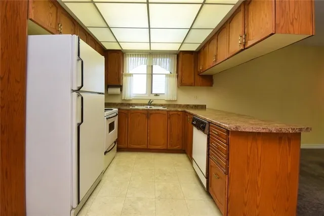 Additional image 15 of 2152 SALMA Cres