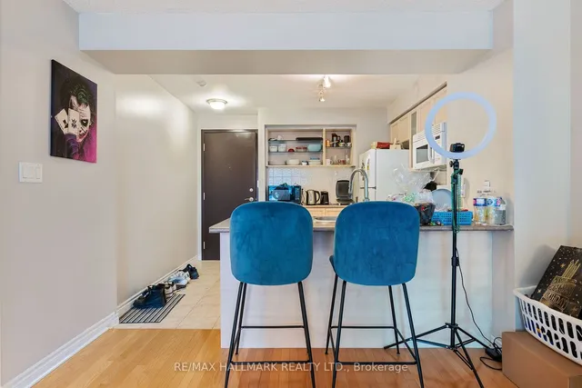 Additional image 9 of 410 Queens Quay Unit 505