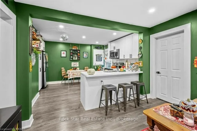 Additional image 19 of 191 WENTWORTH St