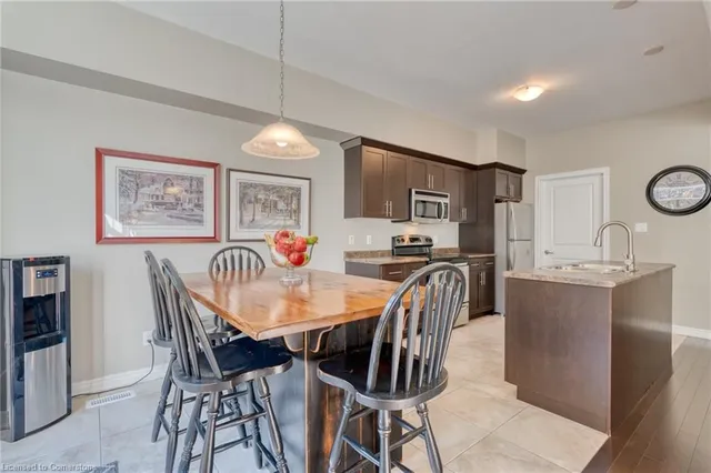 Additional image 14 of 42 Oakhaven Pl