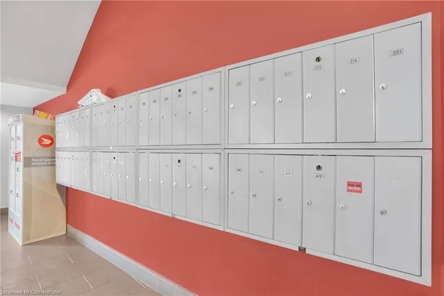 Additional image 7 of 80 King William St Unit 212