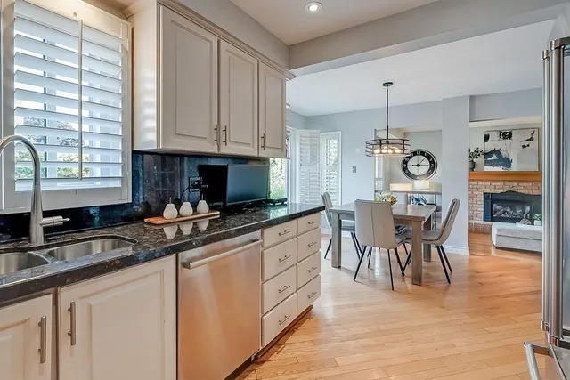 Additional image 12 of 2129 WINDING Way