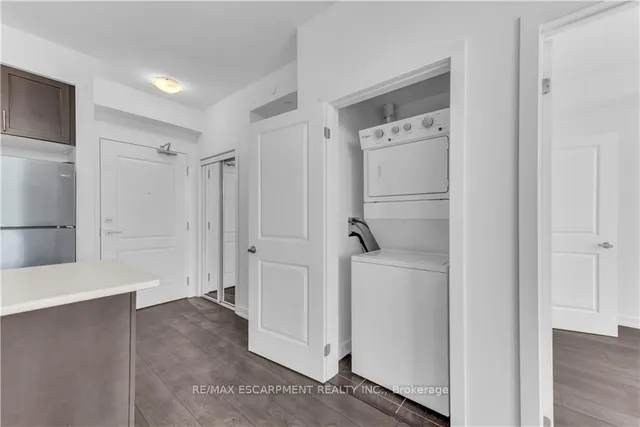 Additional image 20 of 460 Dundas St Unit 308