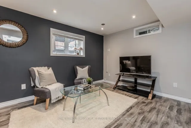 Additional image 35 of 264 Wise Crossing