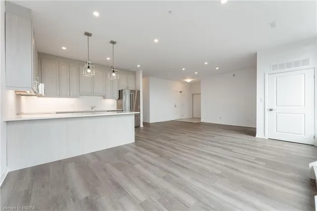 Additional image 20 of 5 Hamilton St Unit 609