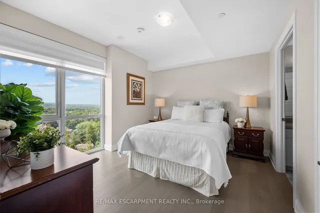 Additional image 14 of 2025 Maria St Unit 1508