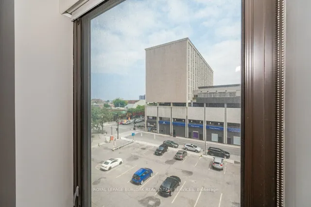 Additional image 17 of 118 King St Unit 418