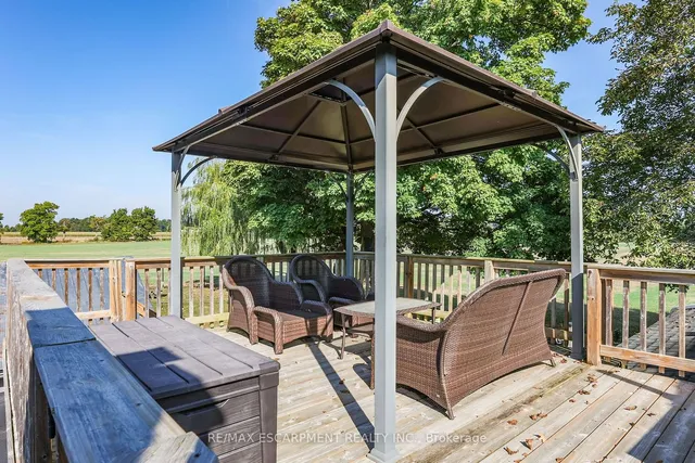 Additional image 27 of 2104 Highway 56