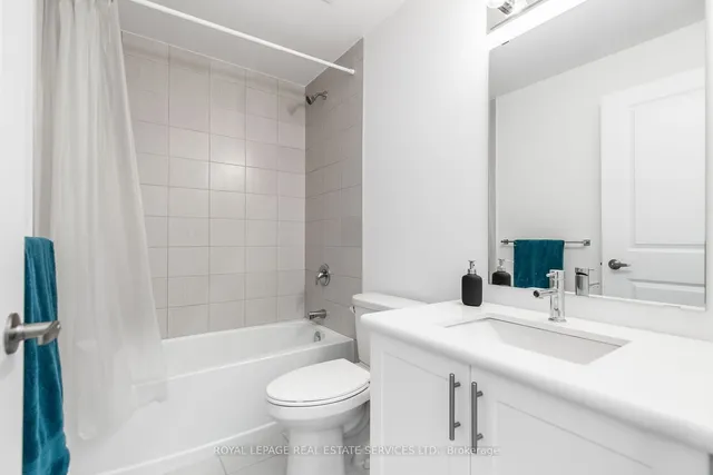 Additional image 21 of 450 Dundas St Unit 702