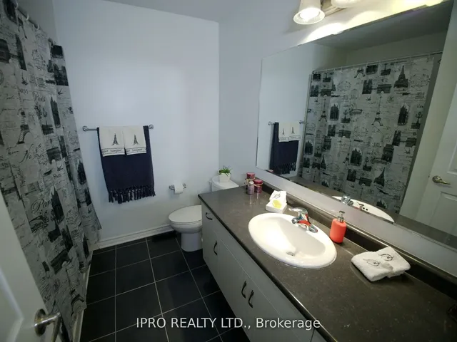 Additional image 10 of 954 Penson Cres