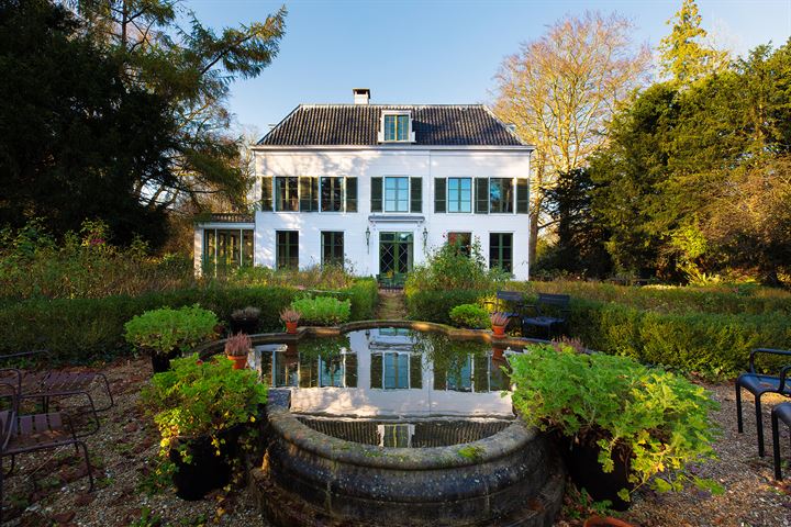 Elswoutslaan 2-A, 2051 AE Overveen