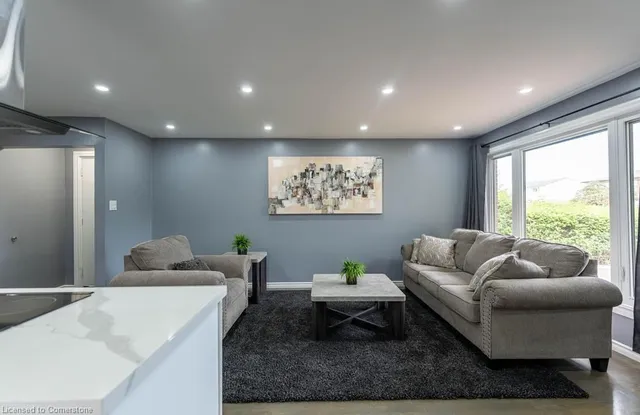 Additional image 6 of 30 Larch St