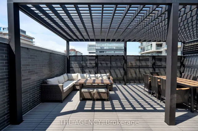 Additional image 33 of 650 King St Unit PH01