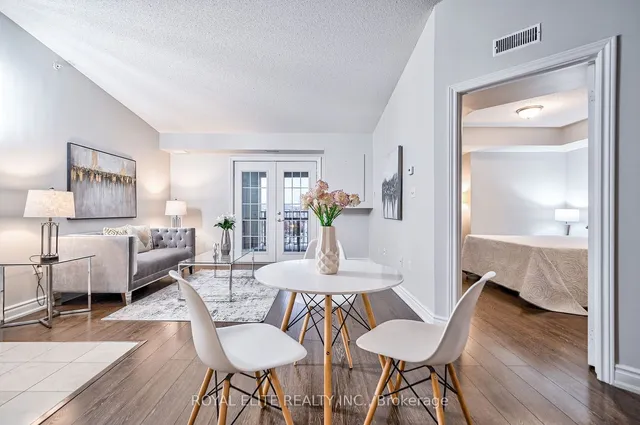 Additional image 19 of 1350 Main St Unit 406