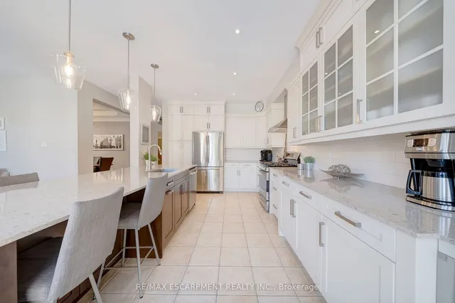 Additional image 33 of 143 Valmont St