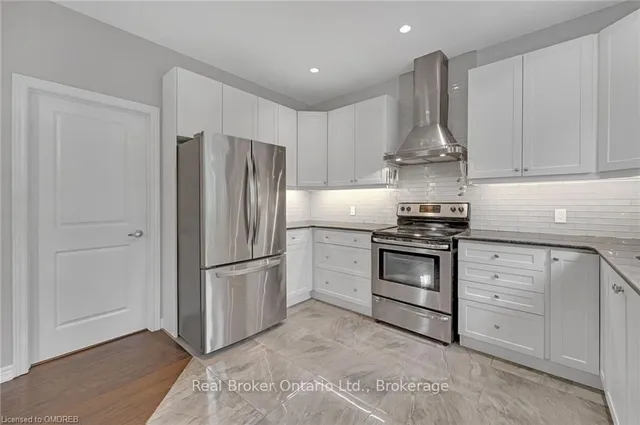 Additional image 15 of 93 SOUTHSHORE CRESCENT