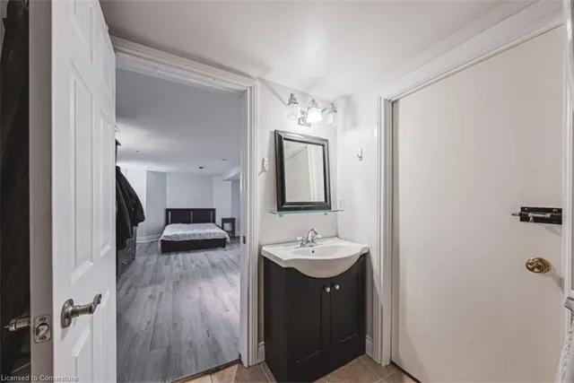 Additional image 29 of 1 South Oval