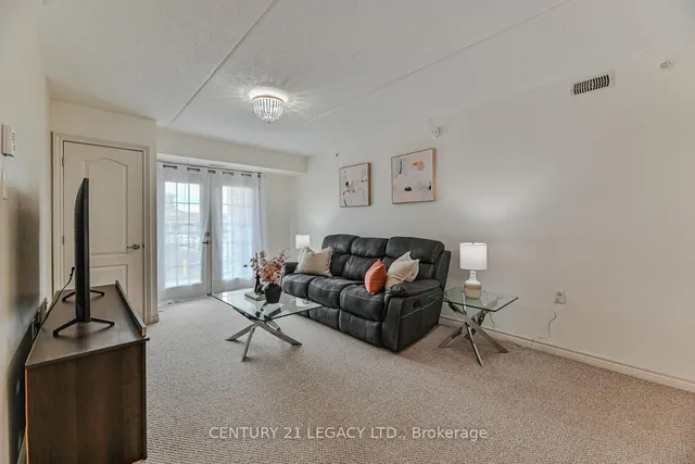 Additional image 16 of 1460 Main St Unit 214