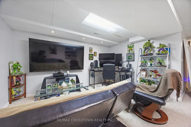 Additional image 23 of 125 Terni Blvd