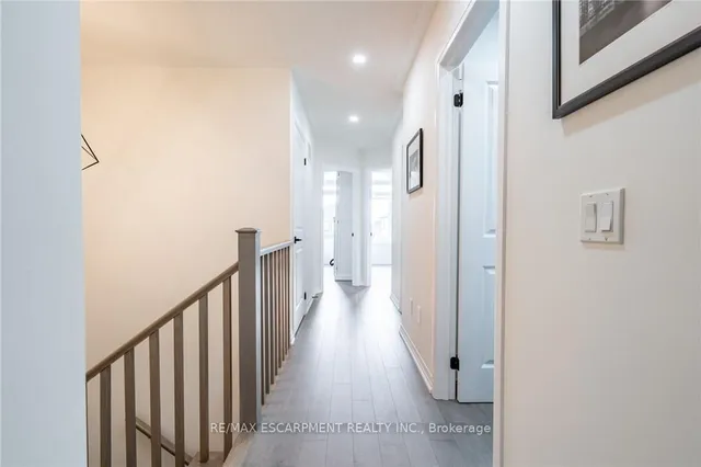 Additional image 38 of 128 FAIREY Cres