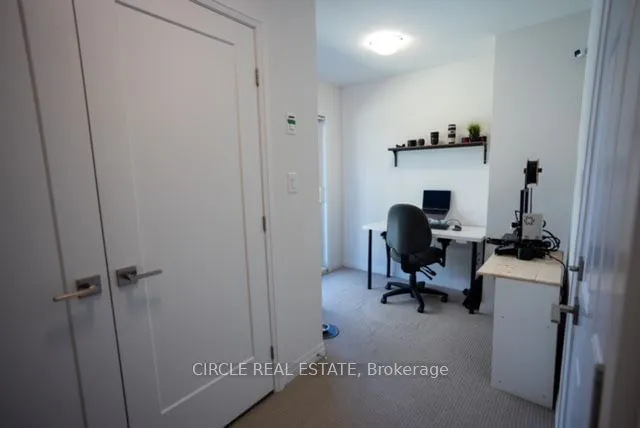 Additional image 9 of 4 Could Lane
