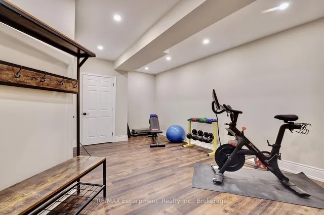 Additional image 28 of 48 PALOMINO Dr