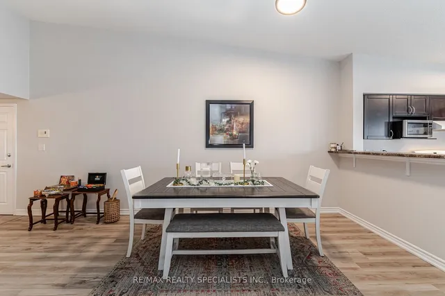 Additional image 7 of 1350 Main St Unit 412