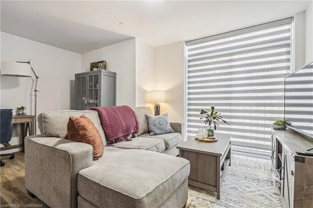 Additional image 15 of 1 Redfern Avenue Ave Unit 220