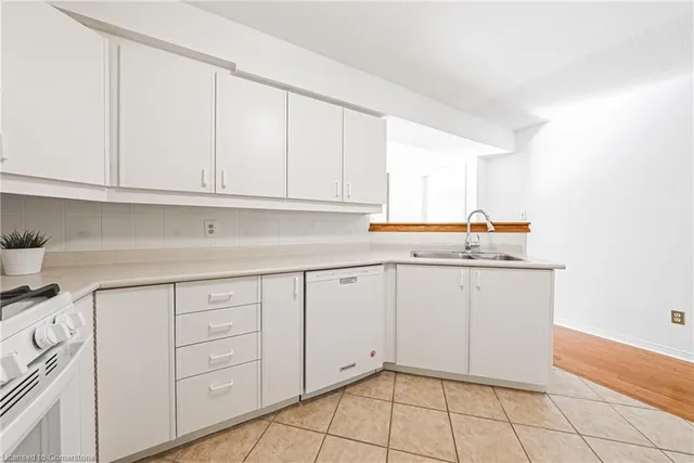 Additional image 17 of 3333 New St Unit 3