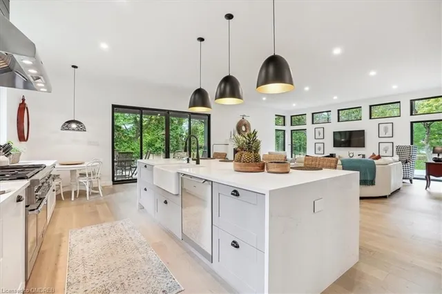 Additional image 36 of 114 Reding Rd