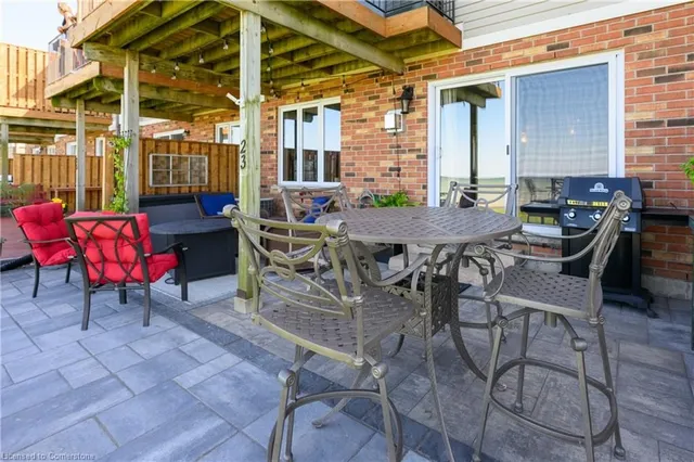 Additional image 19 of 515 North Service Rd Unit 23