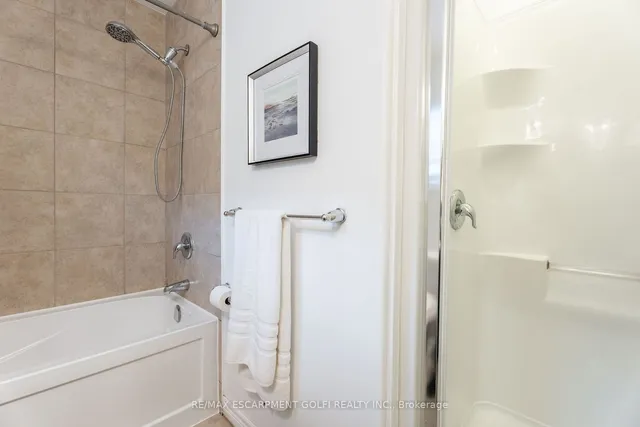 Additional image 21 of 71 Chamomile Dr