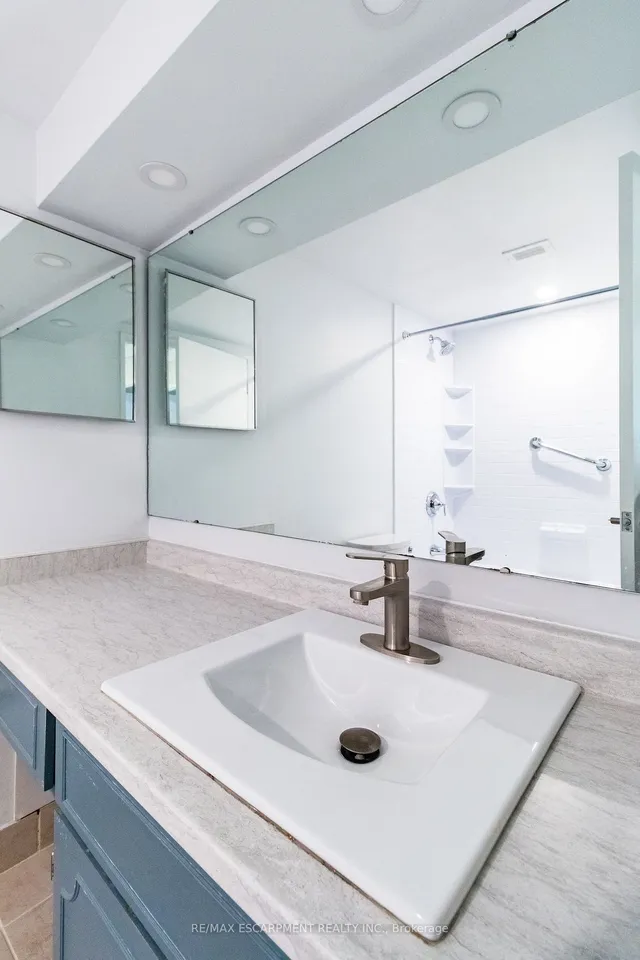 Additional image 21 of 222 Jackson St Unit 305