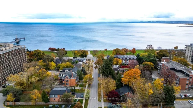 Additional image 34 of 432 Burlington Ave