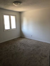 Additional image 4 of 129 Abbottsfield Rd NW