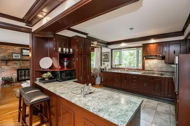 Additional image 14 of 341 Clarendon Dr